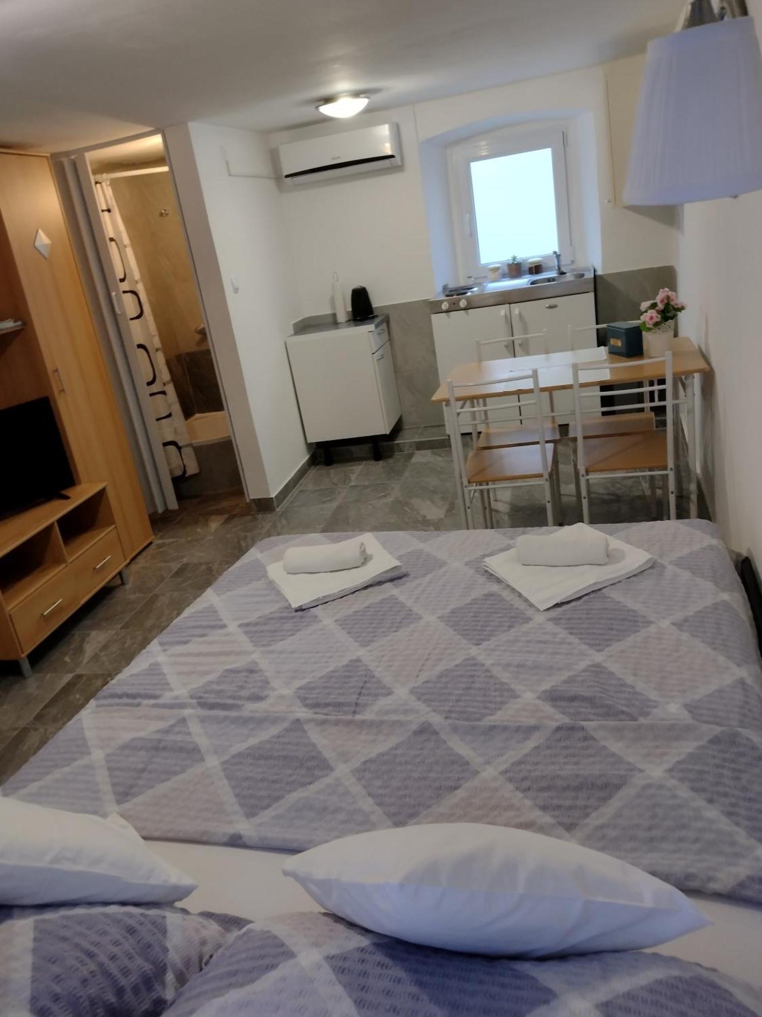 Apartment Angelove Senj  Extérieur photo